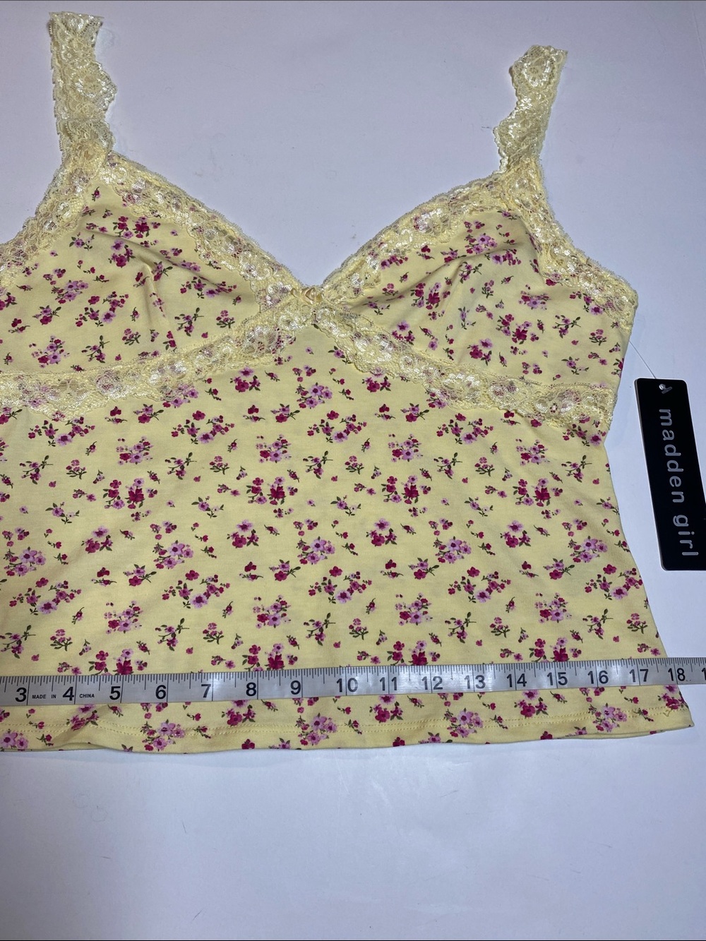 Madden Girl Juniors XLarge Lace Trim Yellow Floral Cami Tank Top New D27e - Picture 12 of 12